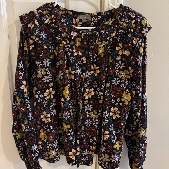 Lilla P Smocked Cuff Top in Black Floral - Picture 3 of 6